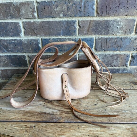 Dual Bottle Leather Wine Caddy Don Santiago Austin, TX - Picture 2 of 16